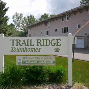 Trail Ridge Townhomes Sign