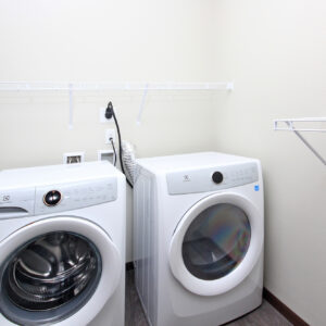 1B/1B Laundry