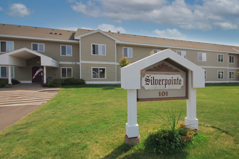 Silverpointe Apartments