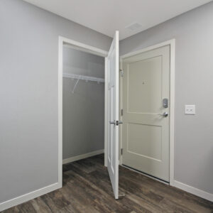 Entry & Closet