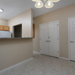 Kitchen & Dining Area