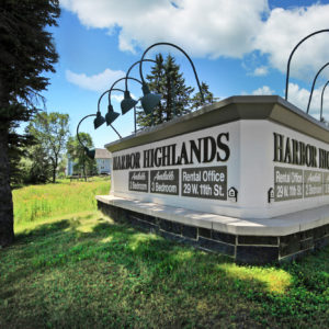 Harbor Highlands Sign