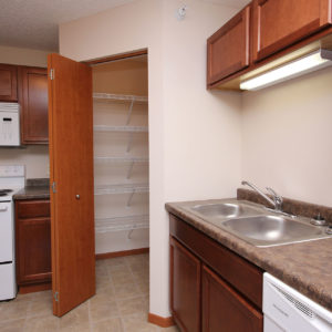 Kitchen & Pantry