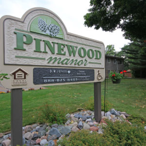 Pinewood Manor Apartments